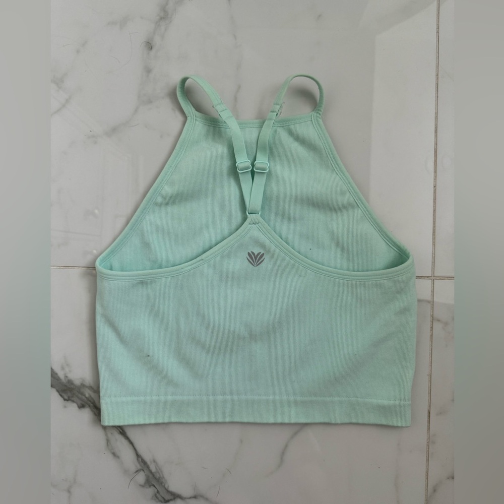 Forever 21 Women High Neck Ribbed Knit Adjustable Strap Cropped Tank Top Size L - Picture 3 of 3
